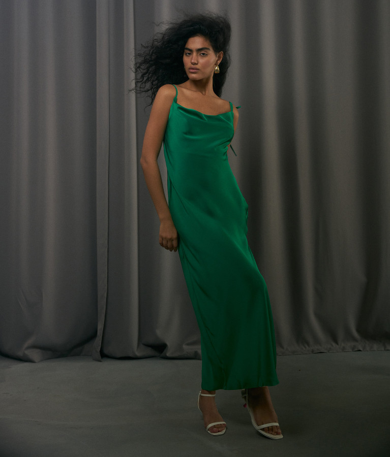 Платье макси зеленое Zoe